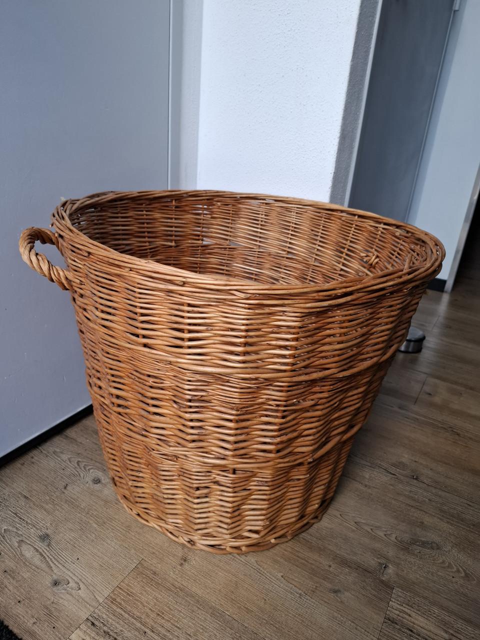Hele grote rieten mand