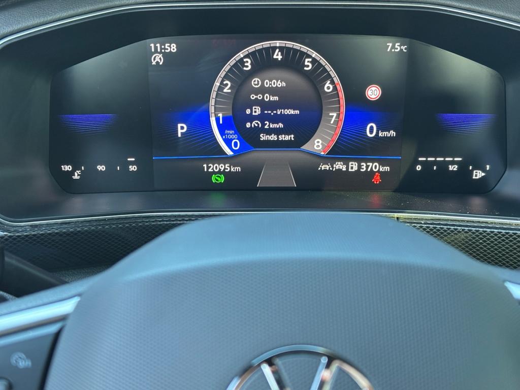 Volkswagen T-cross 1.0 tsi dsg r-line | camera | trekhaak | led gril | 4-se