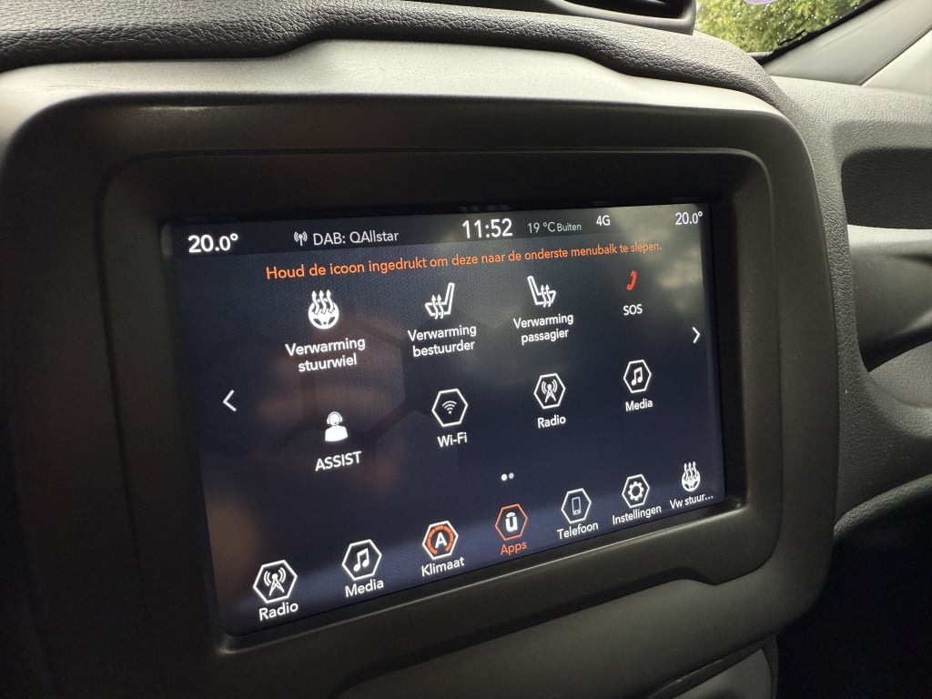 Jeep Renegade 1.0t limited // stoel en stuurverwarming // carplay //