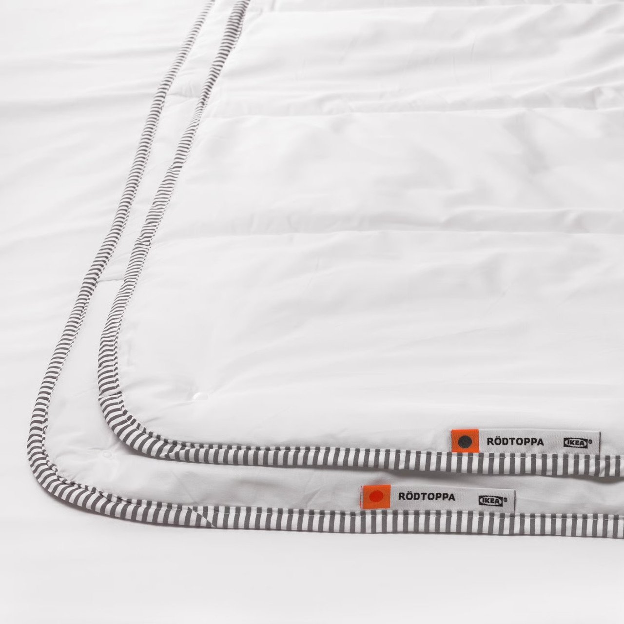 Rödtoppa 4-seizoenendekbed 200x200 cm incl. opbergtas