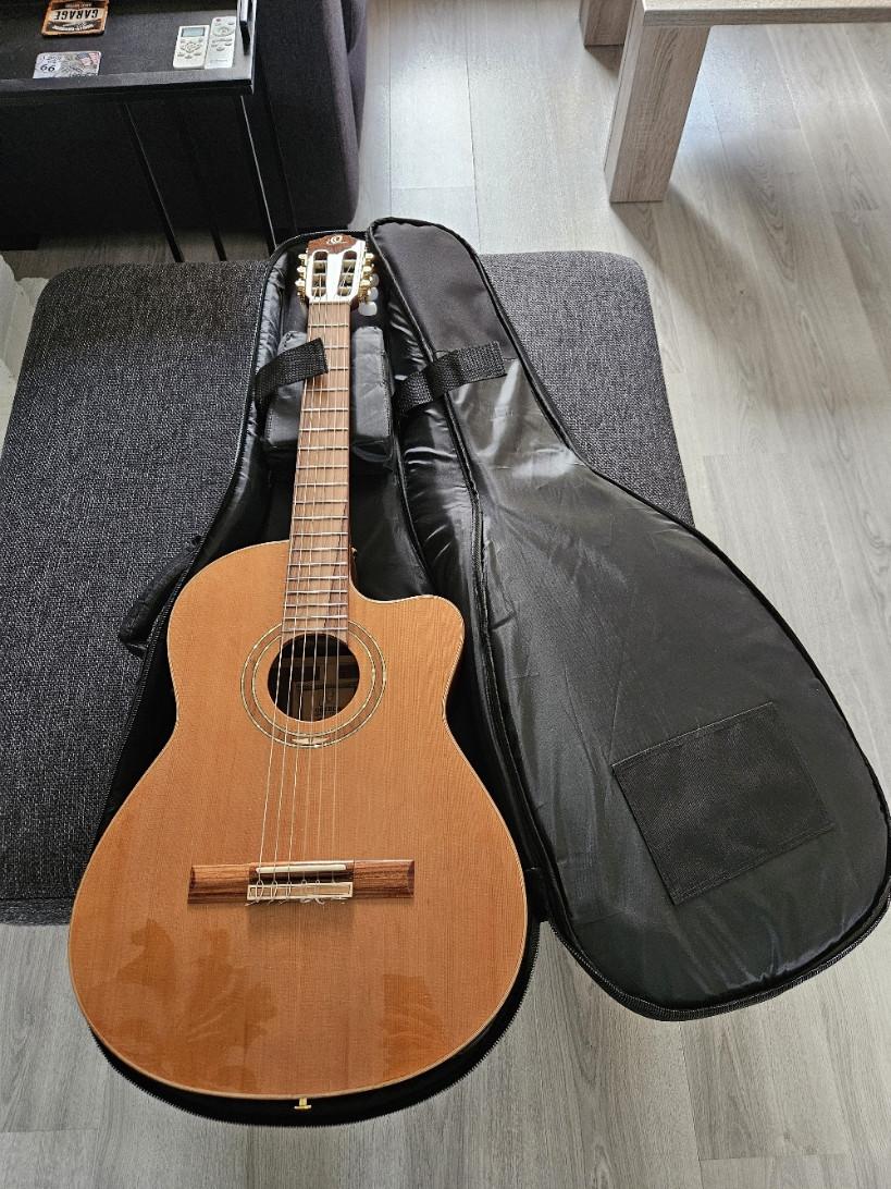 Ortega Feel Series RCE159SN Slim Neck Naturel Met Gigbag