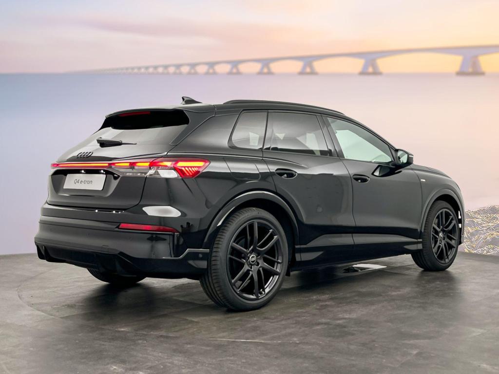 Audi Q4 E-tron s edition e-tron 45 82 kwh 210 kw / 286 pk suv ele
