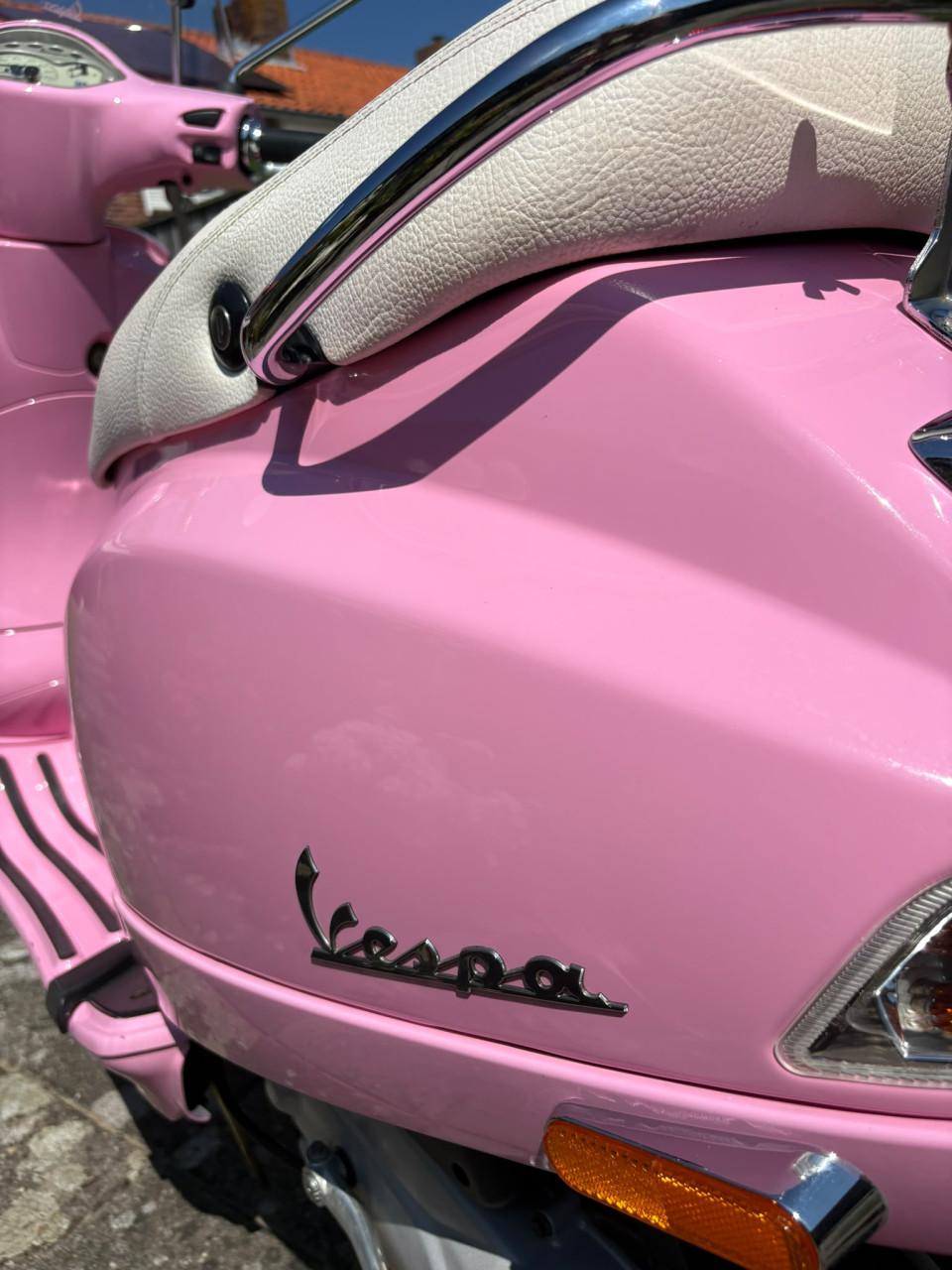 🌸 Vespa LX 50 2-takt – zeldzame roze uitvoering