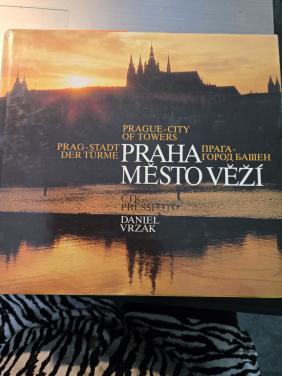 Fotoboek :Praha Město Věží (Praag Stad van Torens) van Daniel Vrzák, 1992