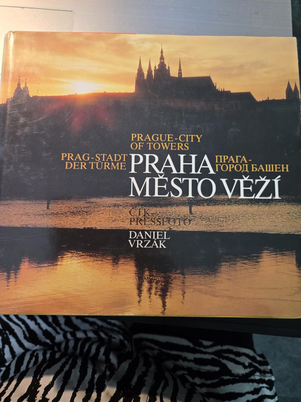 Fotoboek :Praha Město Věží (Praag Stad van Torens) van Daniel Vrzák, 1992