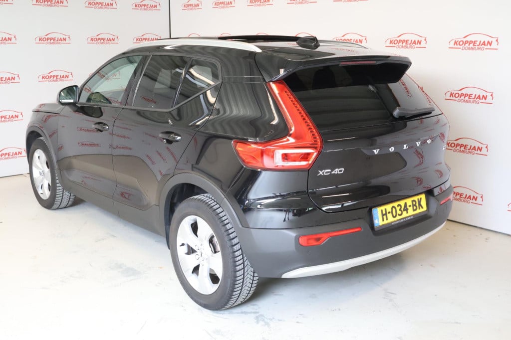 Volvo XC40 1.5 t3 momentum pro nl auto, panoramadak, el kofferklep, carplay