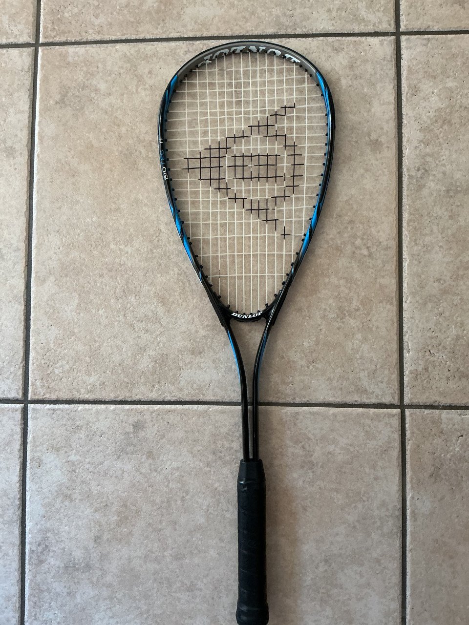 Dunlop squash Racket met beschermhoes