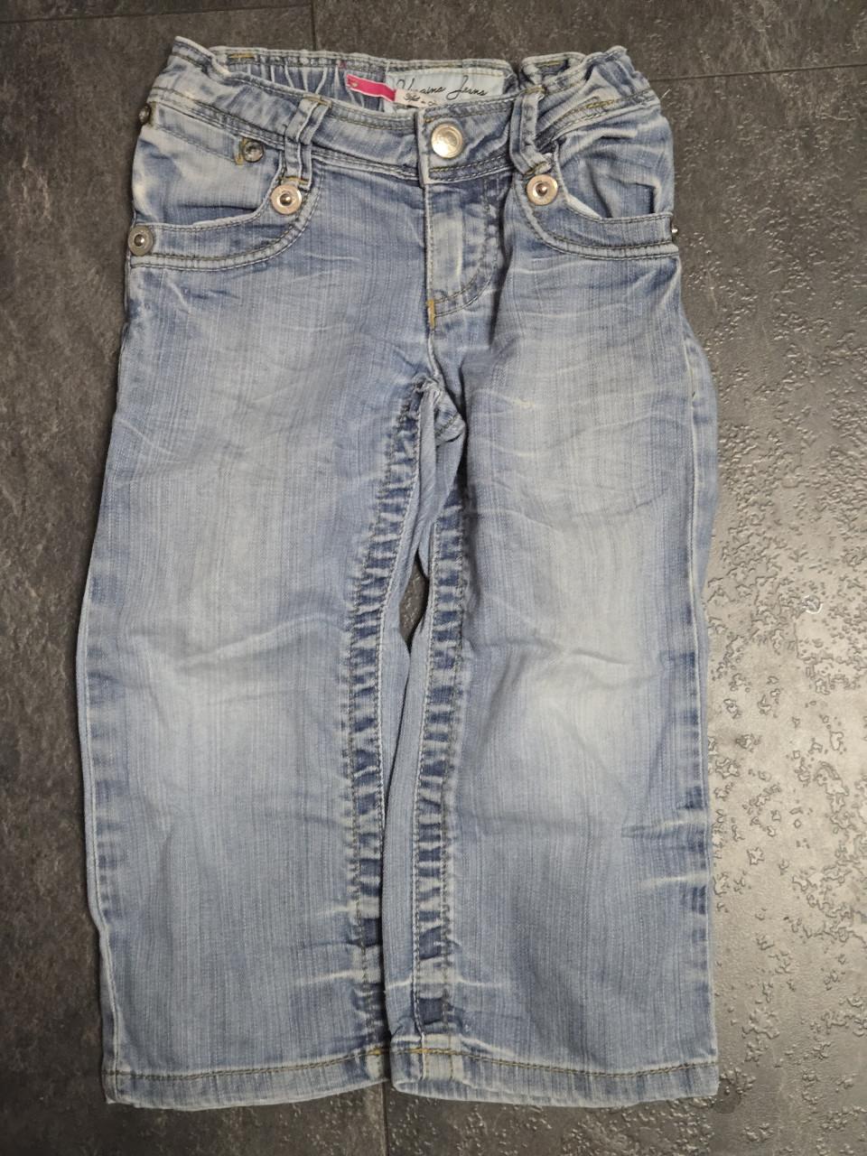 Lichtblauwe denim jeans voor meisjes van Vingino. Maat 2/92