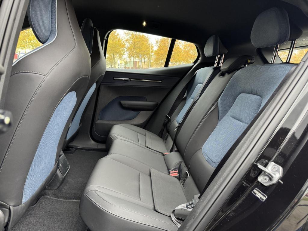 Volvo Ex30 single motor extended range plus 69 kwh soh 98%, nl-auto np. €45