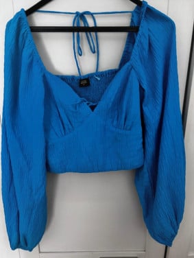 Te koop zomer top met lange mouwen mt M