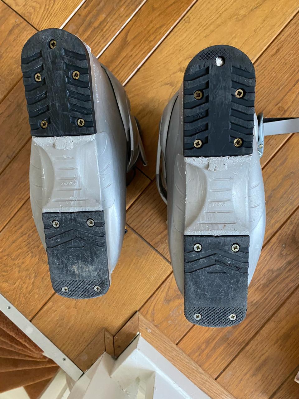 Skischoenen (maat 38/39)