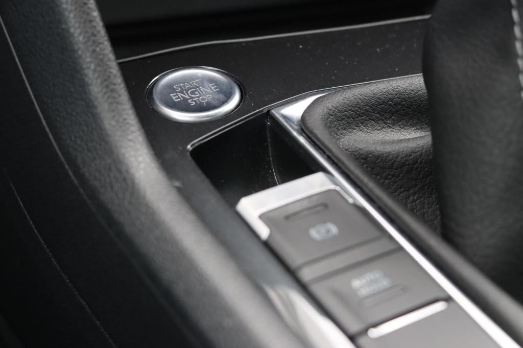 Volkswagen Tiguan 1.5 tsi r-line business+ 150pk dsg7