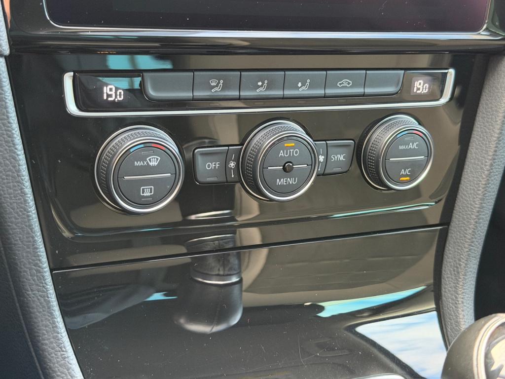 Volkswagen Golf 1.5 tsi highline | virtual | camera | adapt. cruise | carpl