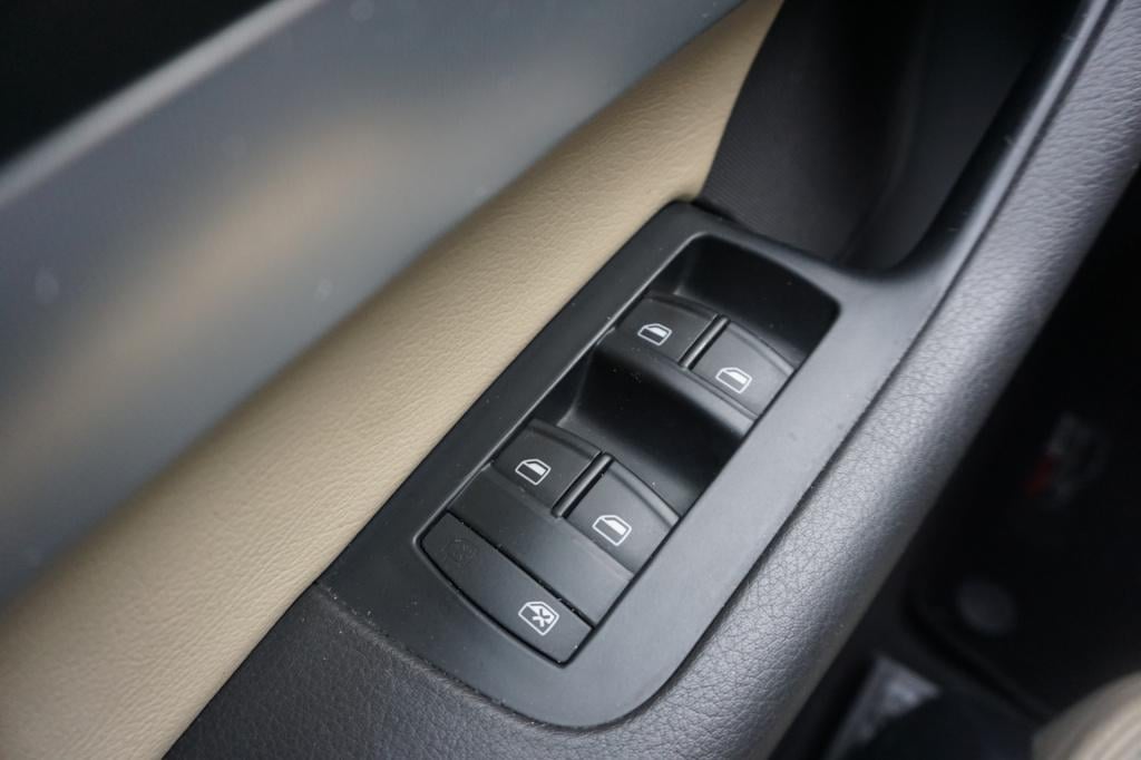 Audi A6 avant 2.8 fsi pro line business navi / climate / cruise / led / led