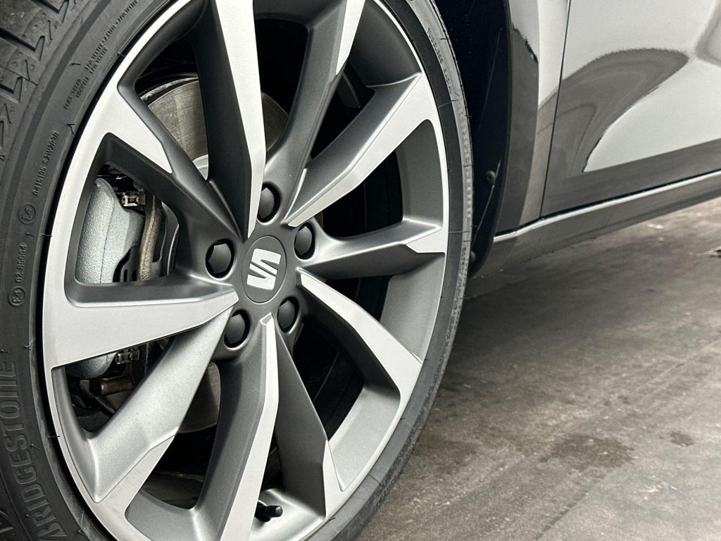 Seat Leon fr business 1.5 tsi ehybrid 150 kw / 204 pk statio