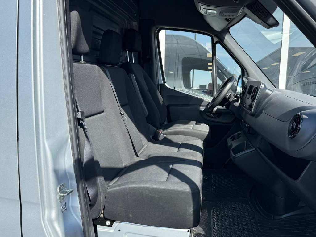Mercedes-Benz Sprinter 214 2.2 cdi l2h2