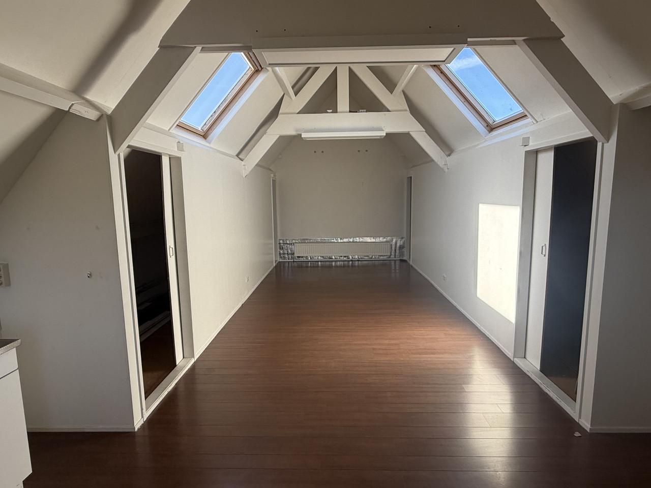 Te huur Kantoor / praktijk / winkelruimte – 85 m²