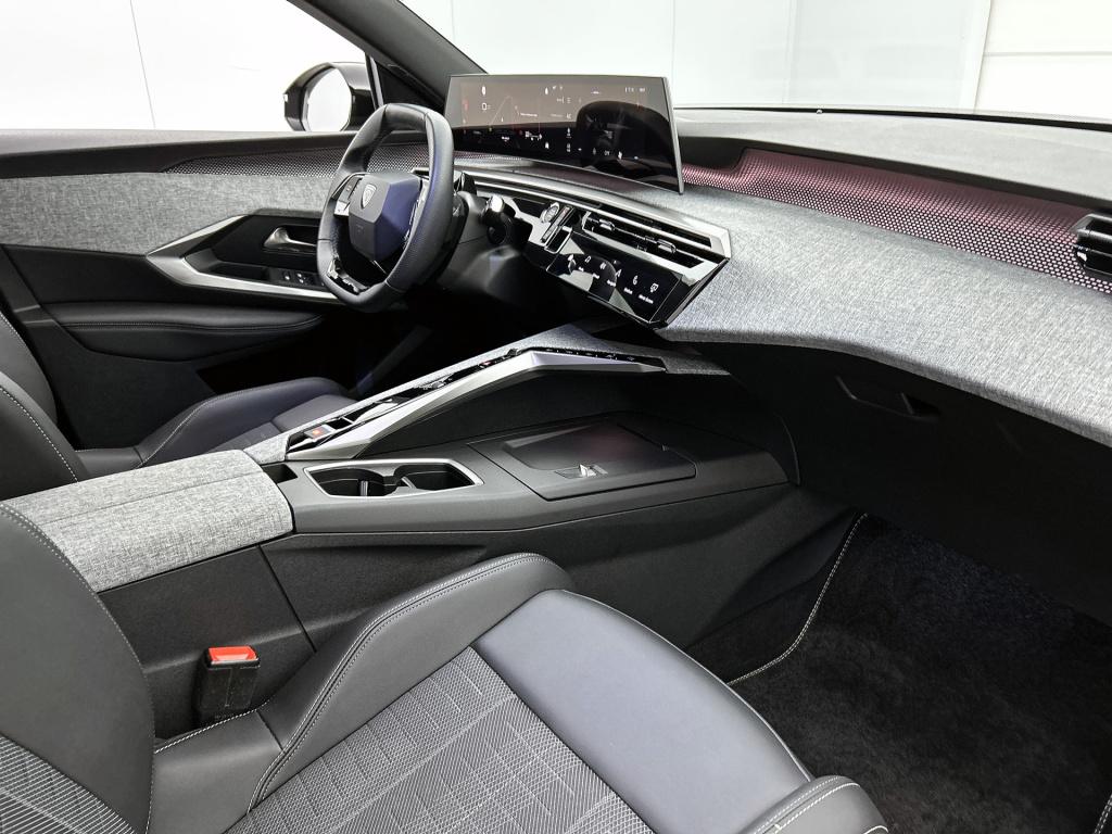 Peugeot 3008 hybrid 145pk automaat gt | rijklaar | elektrische achterklep |