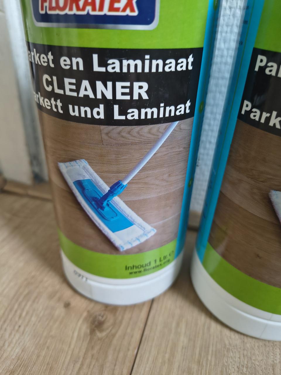 2x Nieuwe fles Floratex parket en laminaat cleaner, 1L.