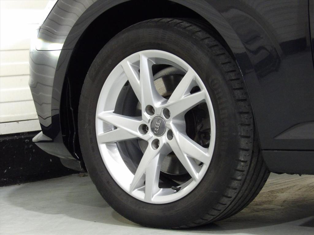 Audi A4 avant 1.4 tfsi 150pk s tronic lease edition