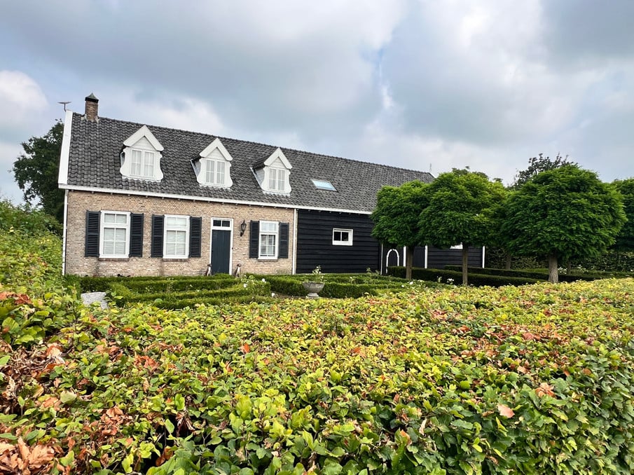Buitenhuis of boerderij verkopen? bel Ronald Zwolle