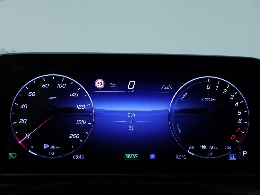 Mercedes-Benz C-Klasse 300 e amg line limited | trekhaak | nightpakket | pa