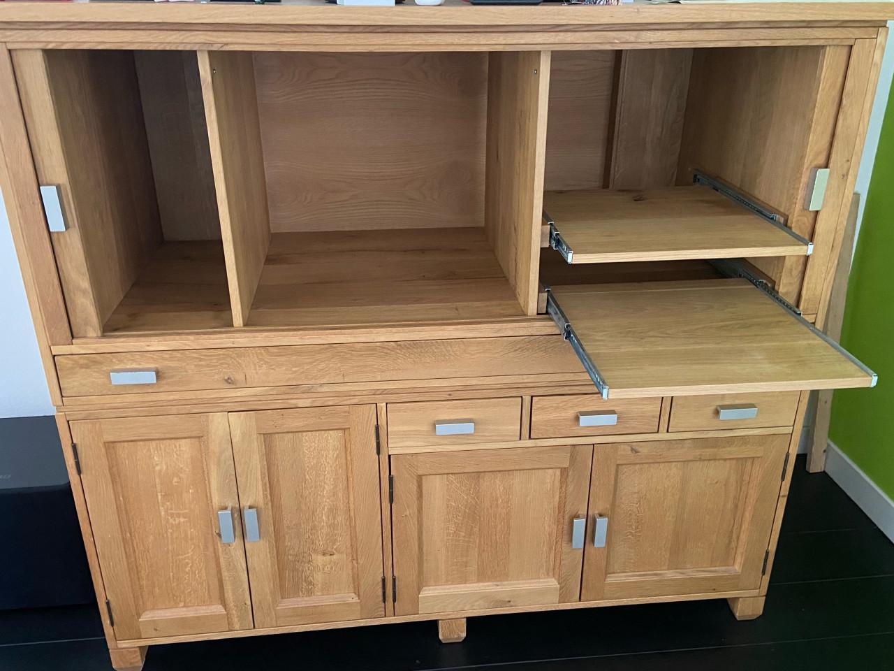 Kast massief licht eiken (Portegies Meubelfabriek)