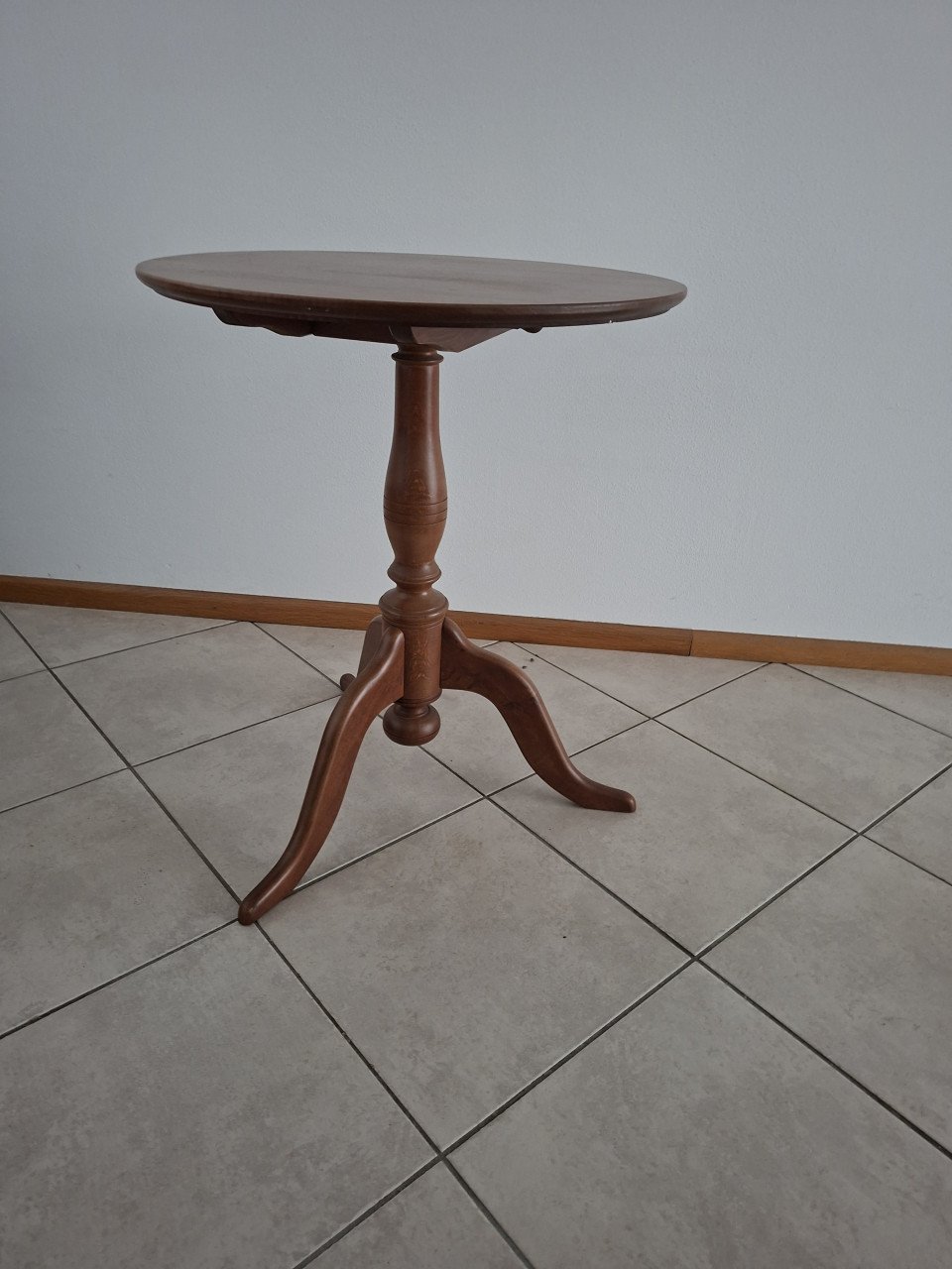 Bijzettafel