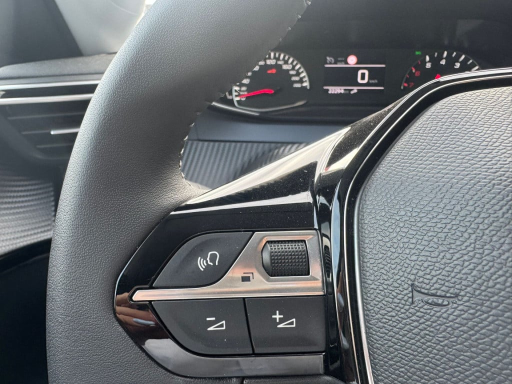 Peugeot 208 1.2 puretech allure