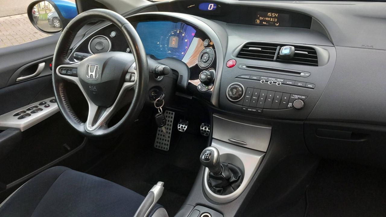 Honda Civic 1.4 Sport 5deurs bj:2006 airco lm-velgen i.z.g.st