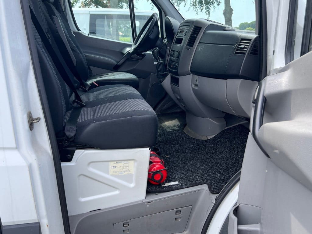 Mercedes-Benz Sprinter 311 2.2 cdi l2/h2 koelwagen // apk