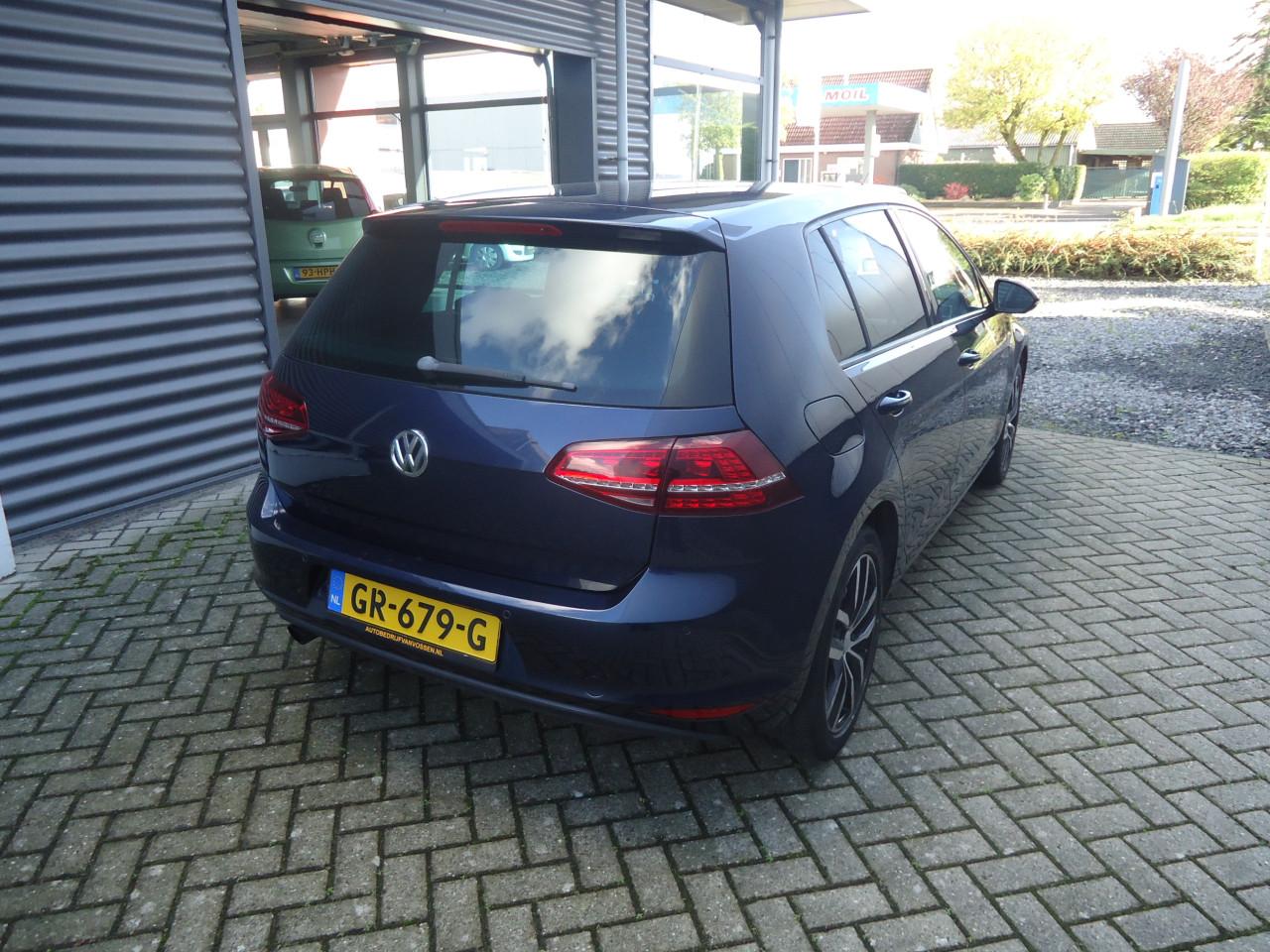 VOLKSWAGEN GOLF 1.2 5DRS HIHGELINE CUP