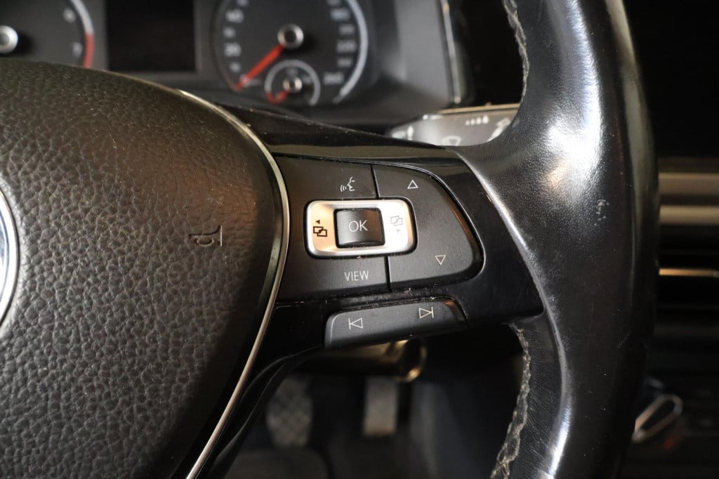 Volkswagen Polo 1.0 tsi comfortline nl auto, acc, trekhaak, appconnect