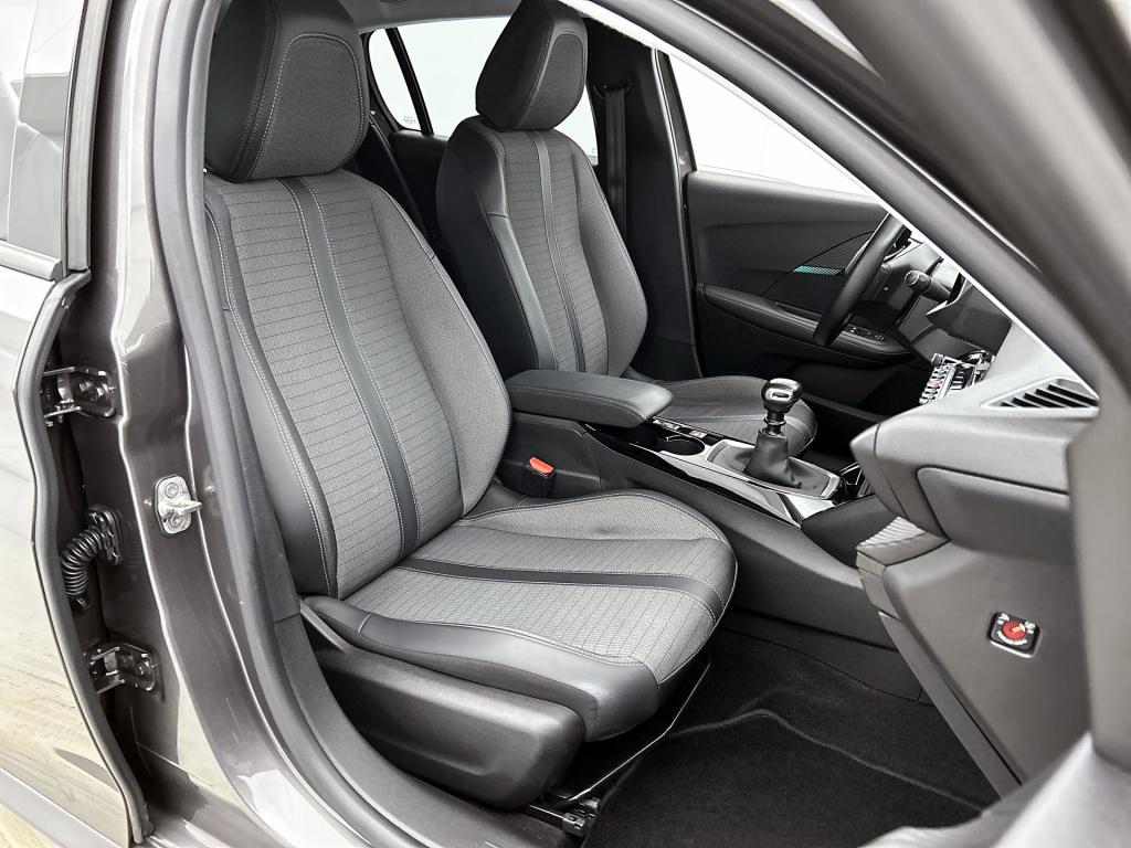 Peugeot 208 100 pk allure pack | rijklaar | keyless entry | camera | apple 