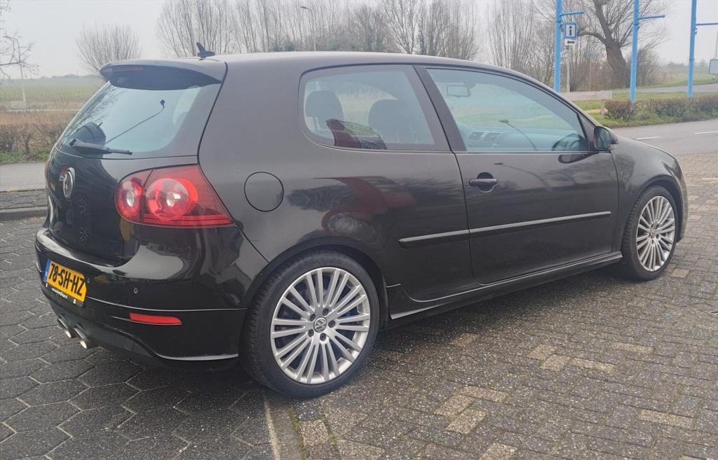 Volkswagen Golf 3.2 v6 184kw r32 3d 4m aut