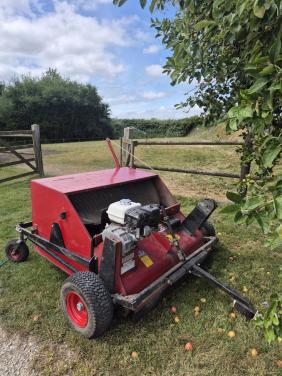 Mestveger: Paddock sweeper / cleaner