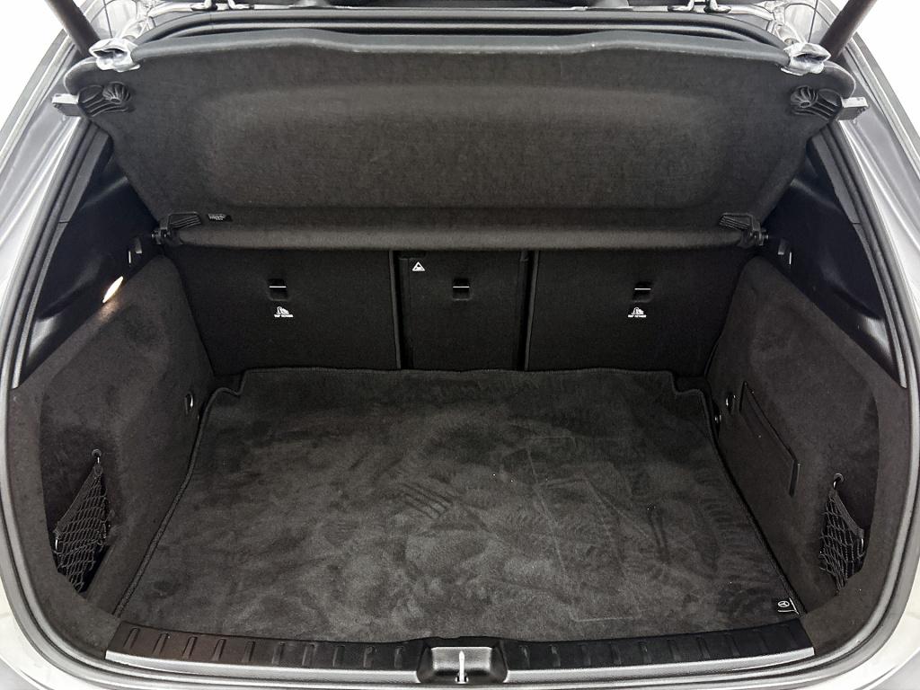 Mercedes-Benz Gla-klasse 200 business solution amg | sfeerverlichting | tre