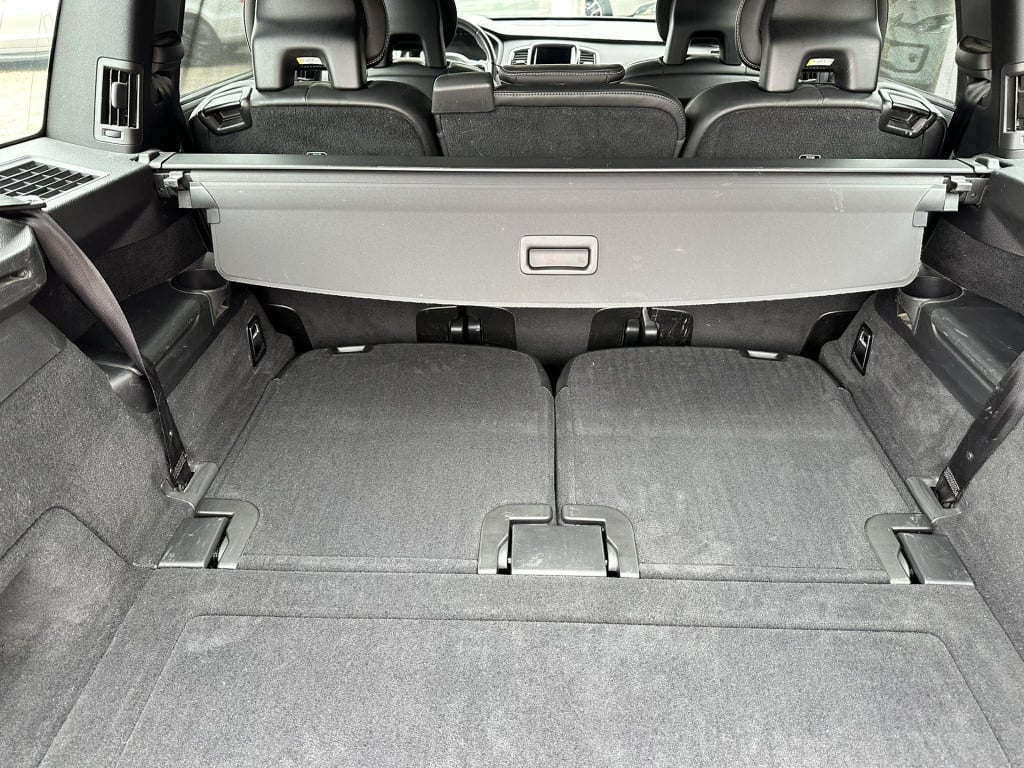 Volvo XC90 2.0 t8 twin engine awd r-design intro edition