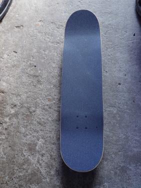 Skateboard Globe met beschermset Nijdam maat S
