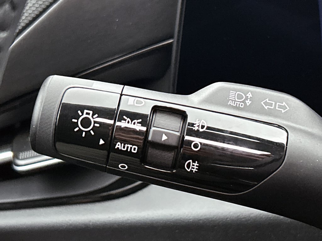 Kia Niro 1.6 gdi hybrid executiveline stoel ventilatie/verwarming | geheuge