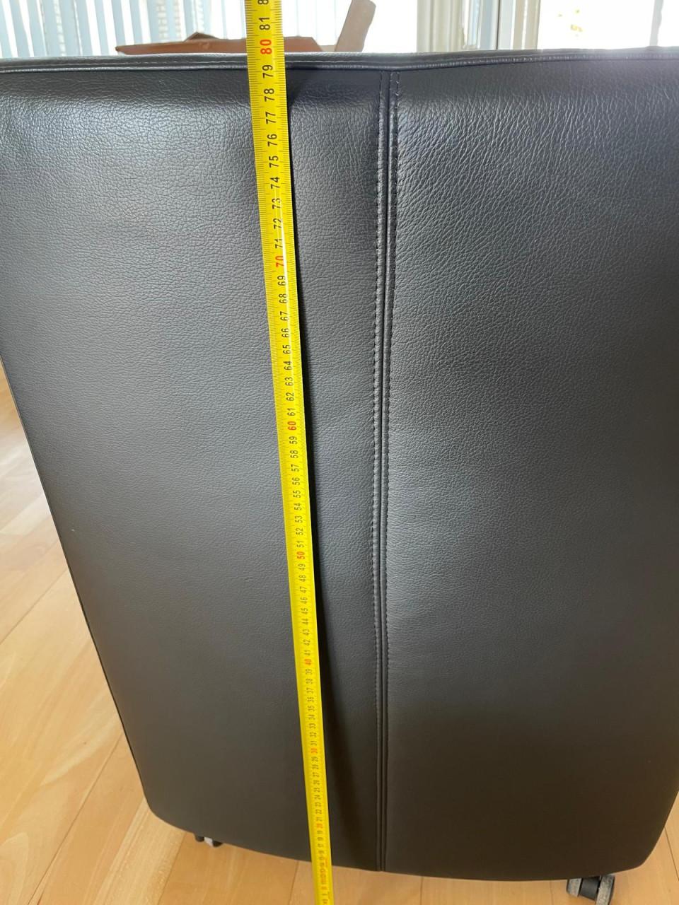 6 lederen eetkamerstoelen