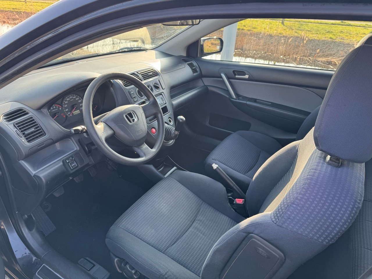 Honda civic bj 2004  950 euro
