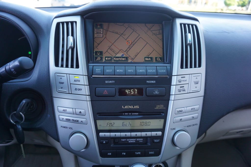 Lexus RX 400h executive airco / navi / cruise / stoelverw. / leder / pano /