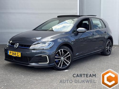 Volkswagen Golf 1.4 tsi phev gte | panodak