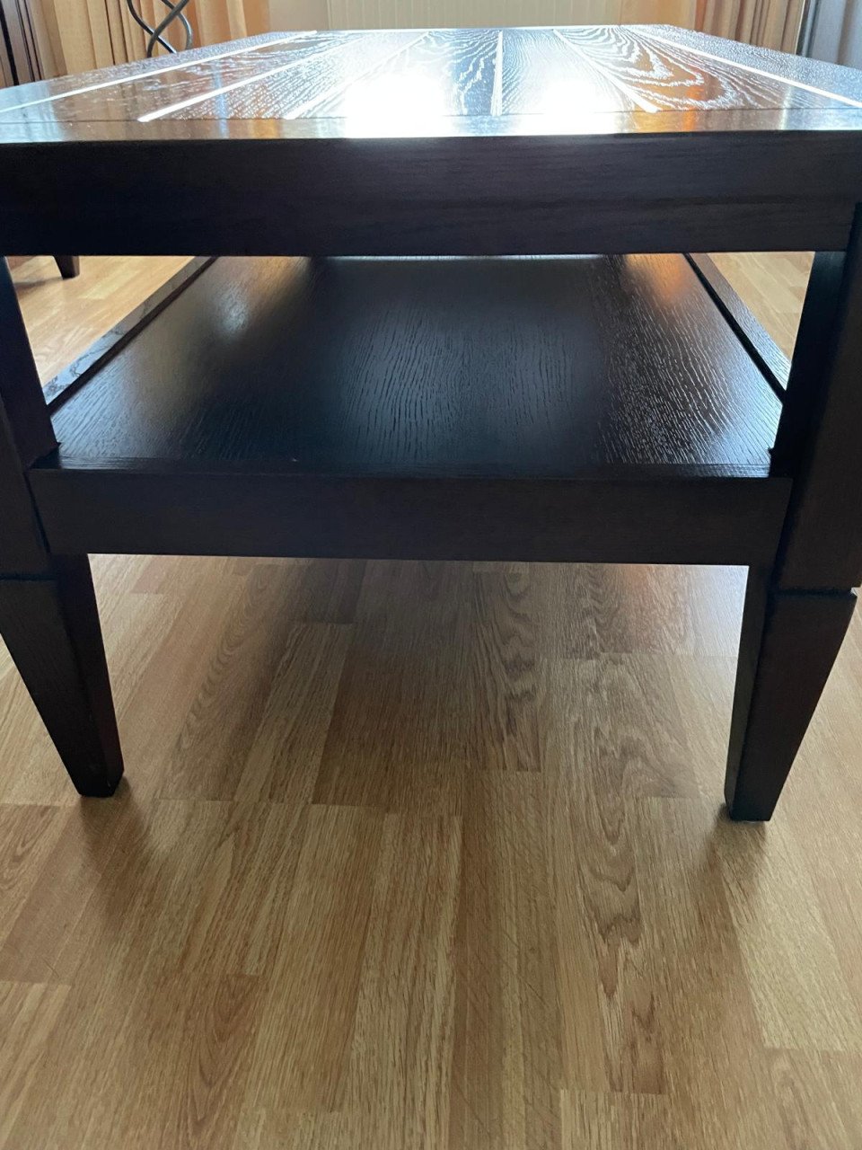 Mooie donkere salontafel teakhout