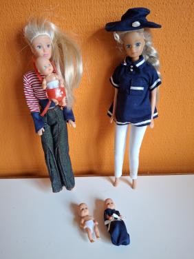 Zwangere Barbie Steffie Love en met baby van Simba