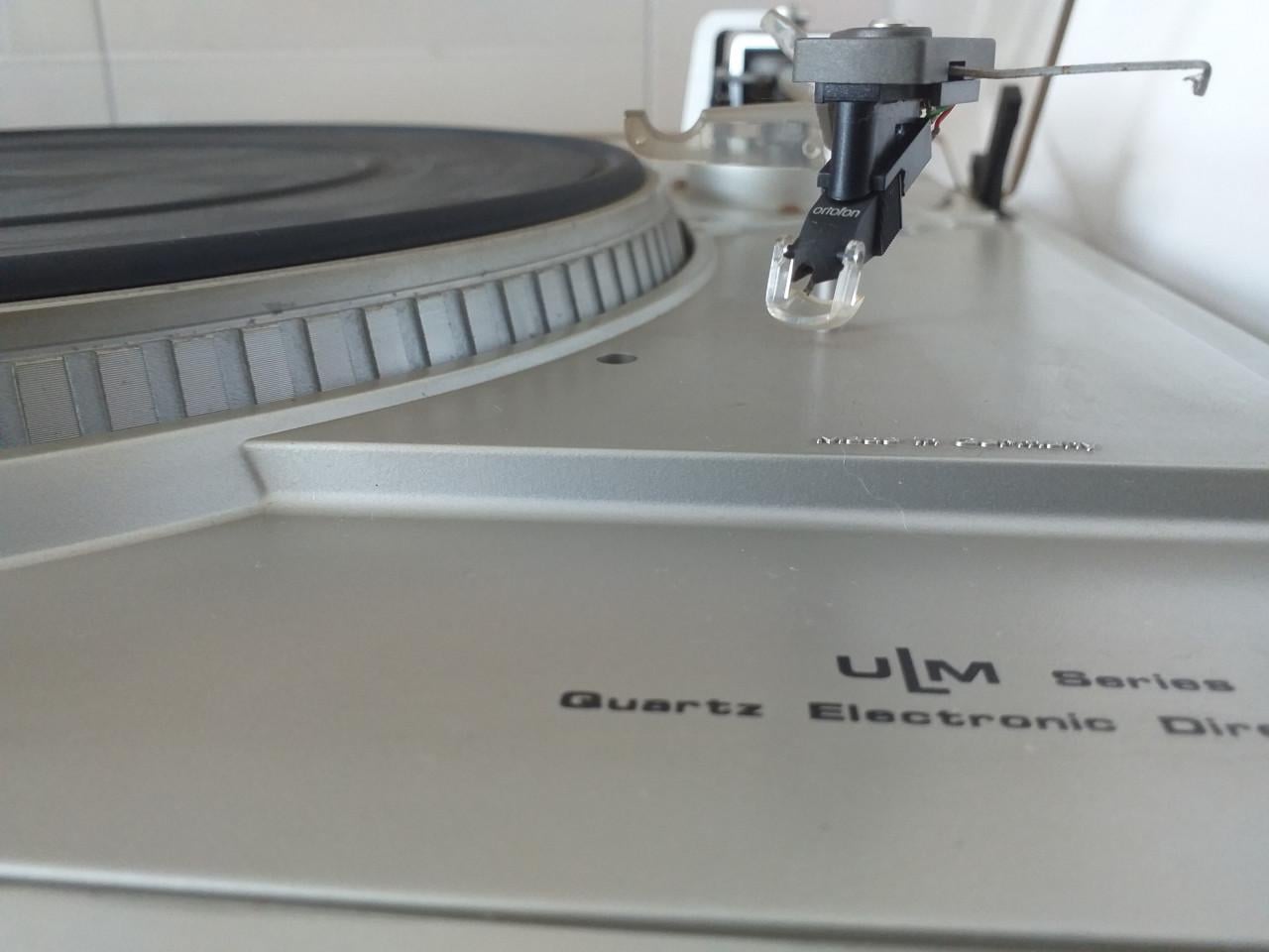 Dual CS 627Q  platenspeler