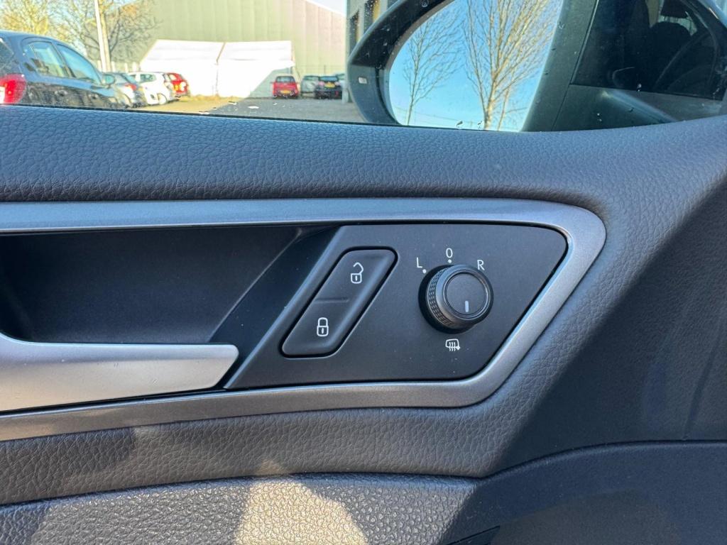 Volkswagen Golf 1.0 tsi trendline | bovag