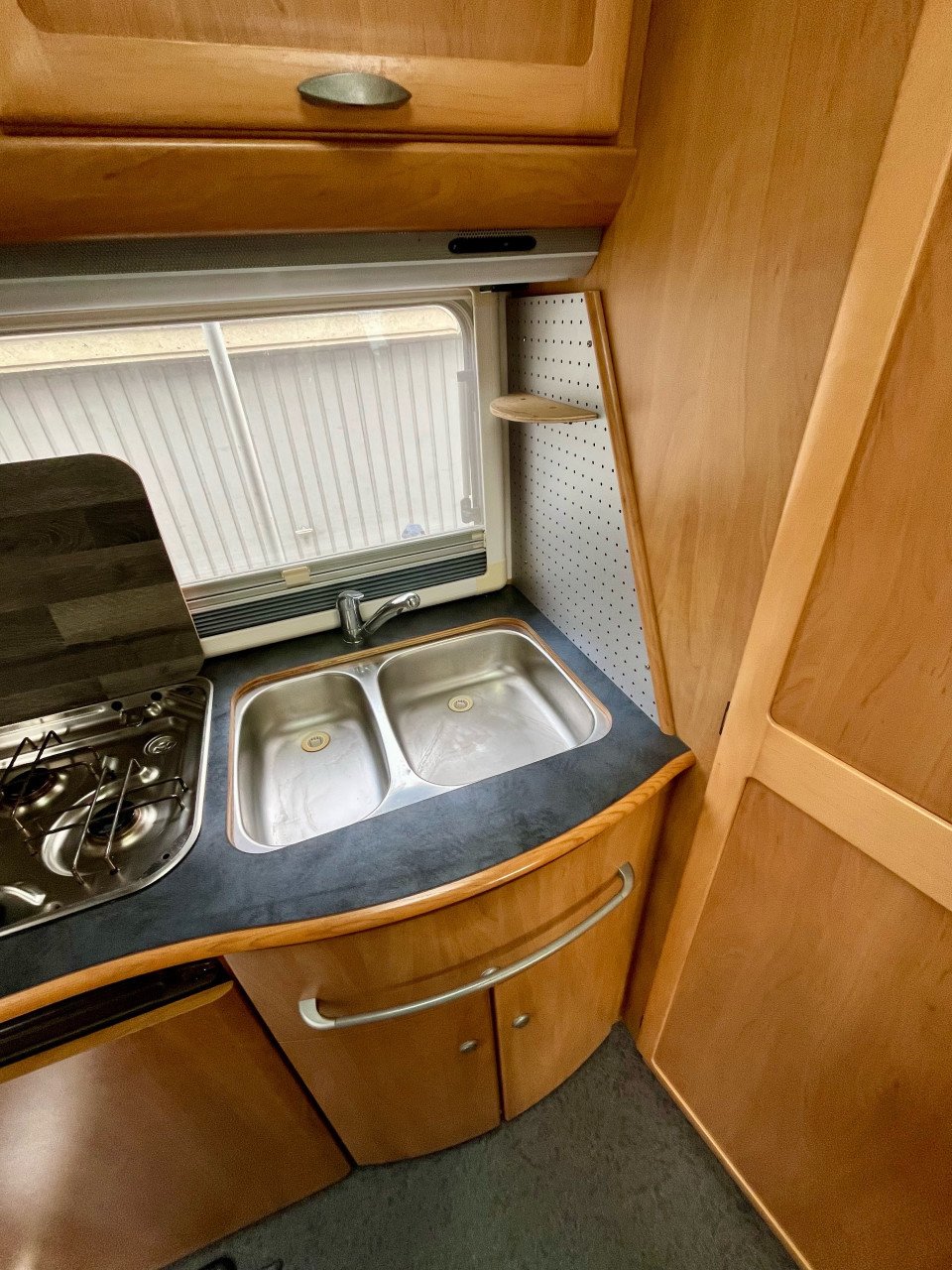 Hymer B544 camper