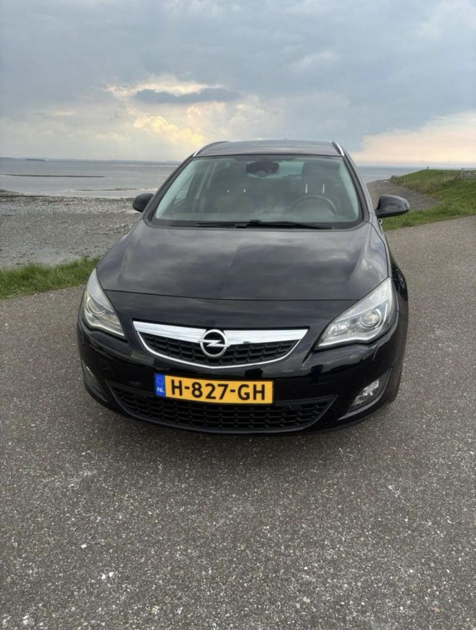 Luxe Opel Astra 1.6 Turbo Sports Tourer Automaat